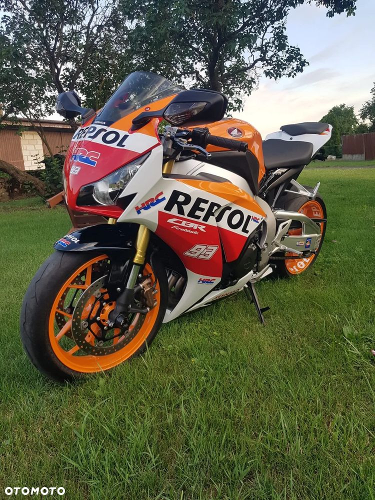 Honda CBR - 3