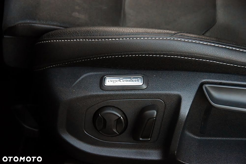 Volkswagen Arteon 2.0 TSI R-Line DSG - 29