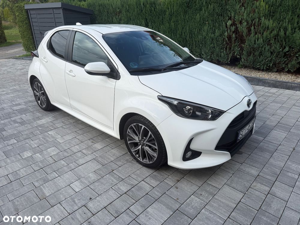Toyota Yaris - 1