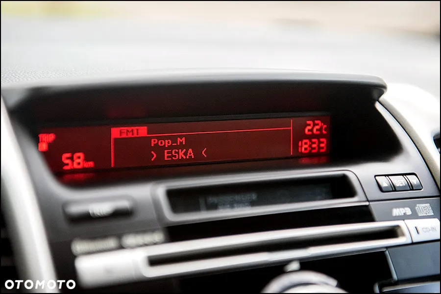 Kia Venga - 25