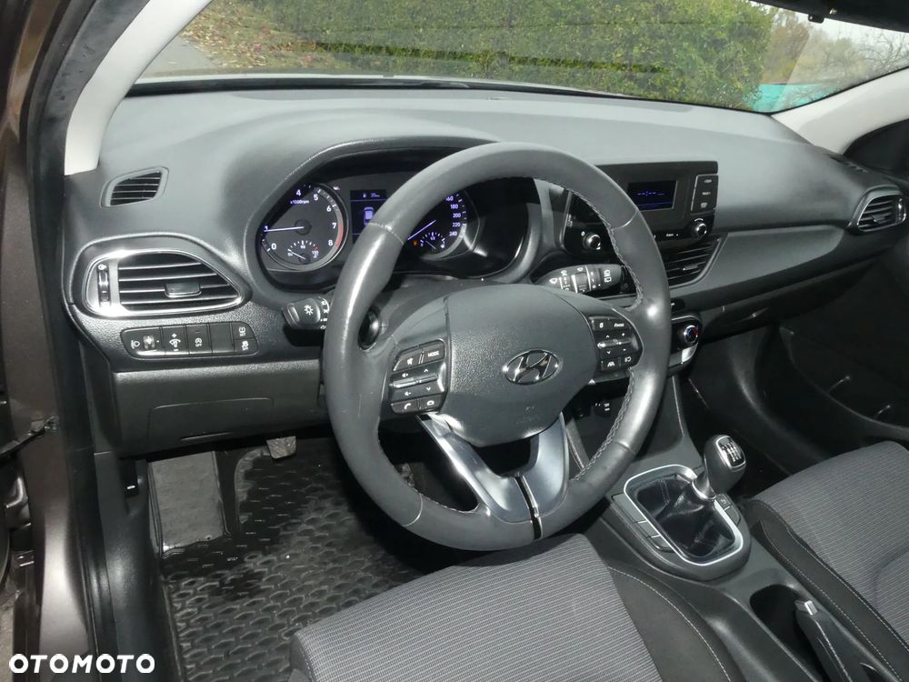 Hyundai i30 1.5 DPI Comfort - 6