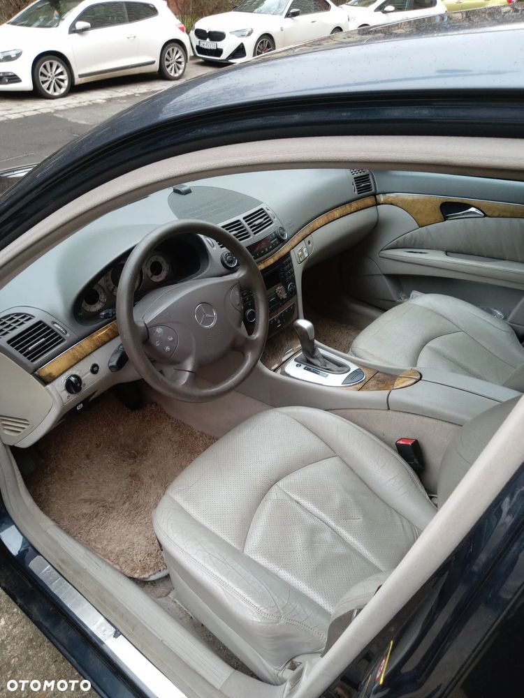 Mercedes-Benz Klasa E - 8