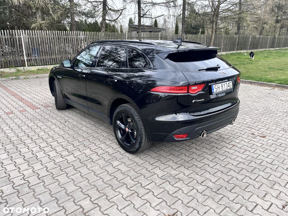 Jaguar F-Pace 25t AWD Portfolio - 7