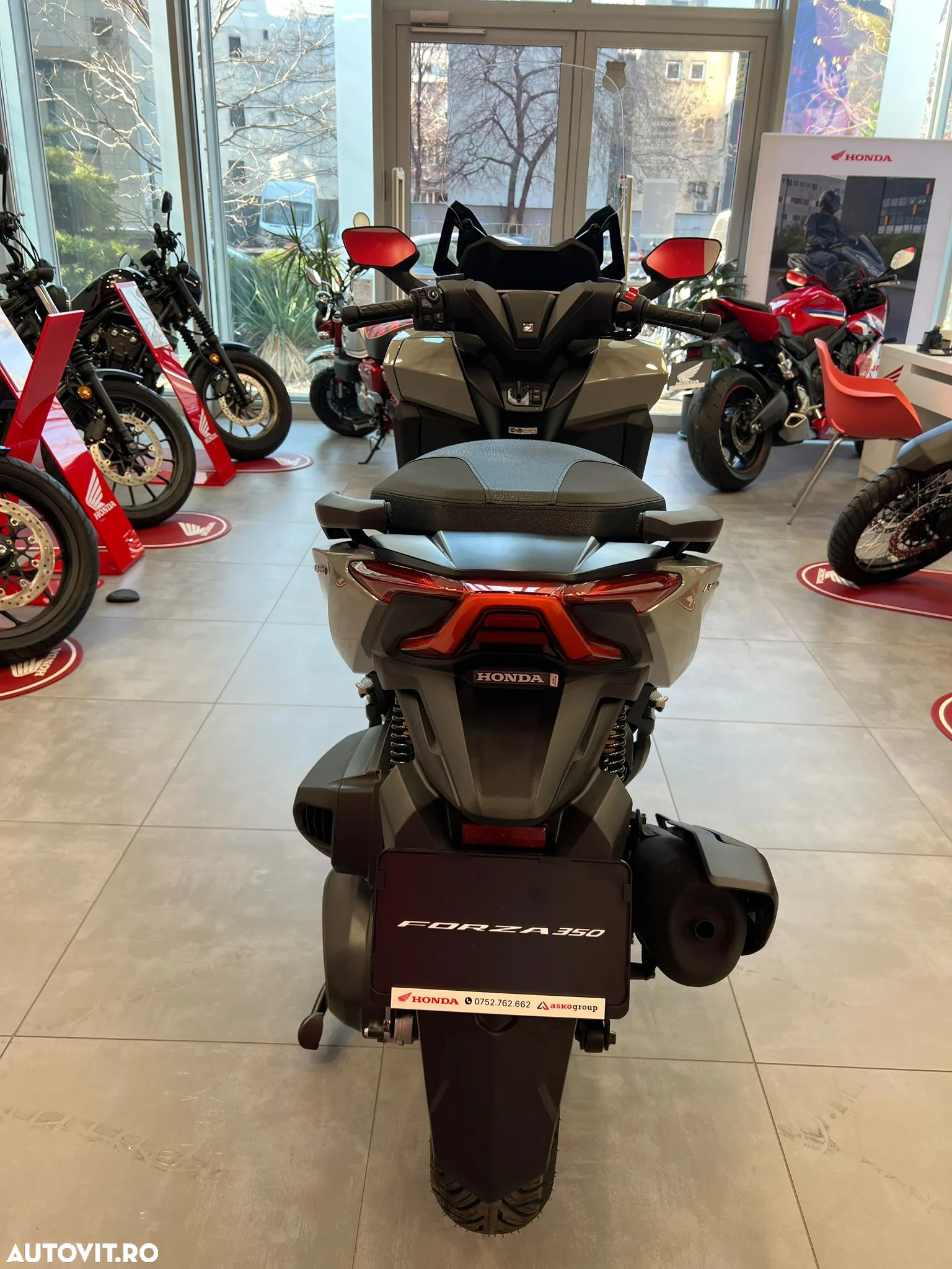 Honda Forza 350 - 3