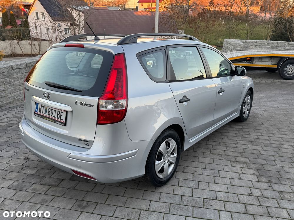 Hyundai i30 1.6 CRDi Base - 4