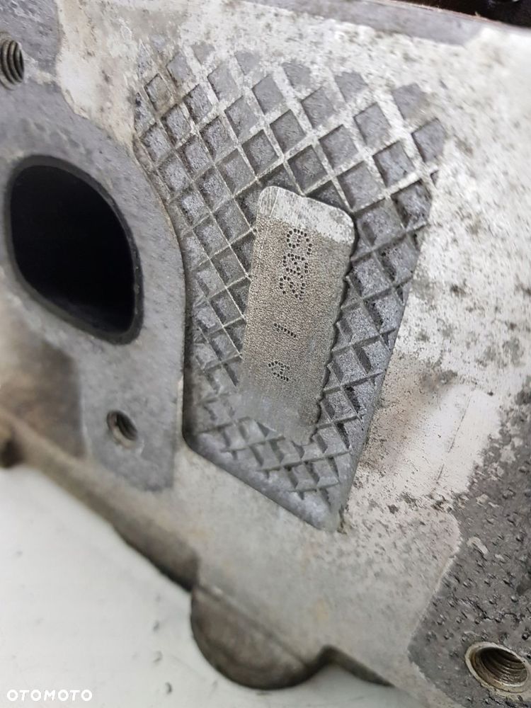 głowica prawa silnika 3.7 jeep cherokee liberty kj - 13