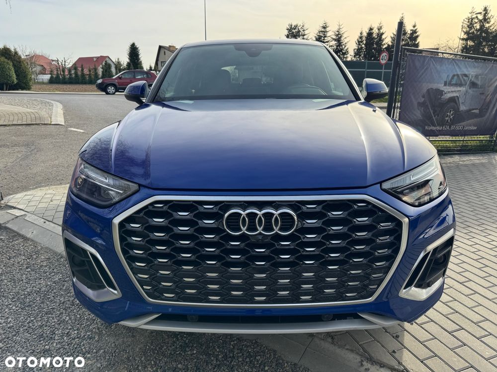 Audi Q5 Sportback - 1