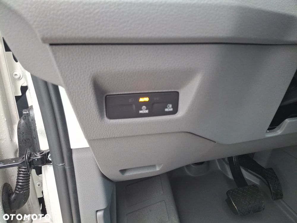 Volkswagen Crafter - 21