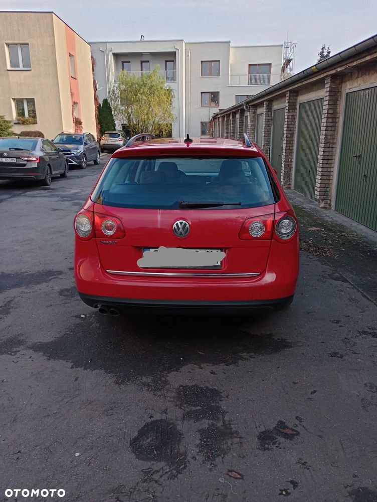 Volkswagen Passat 2.0 TDI Comfortline - 13