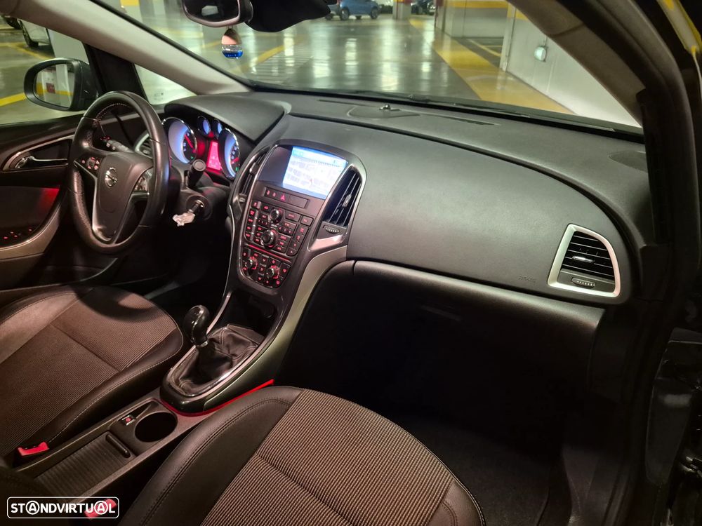 Opel Astra 1.7 CDTI Cosmo Start/Stop - 38