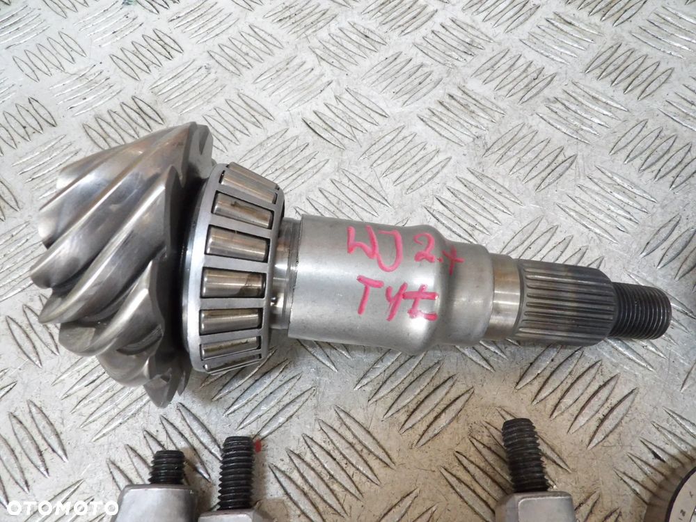 JEEP GRAND CHEROKEE WJ 2.7 CRD MOST TYŁ 3.55 QUADRA TRACK - 4