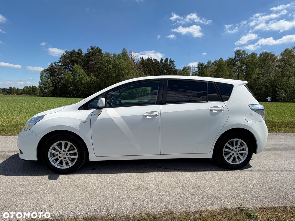 Toyota Verso - 2