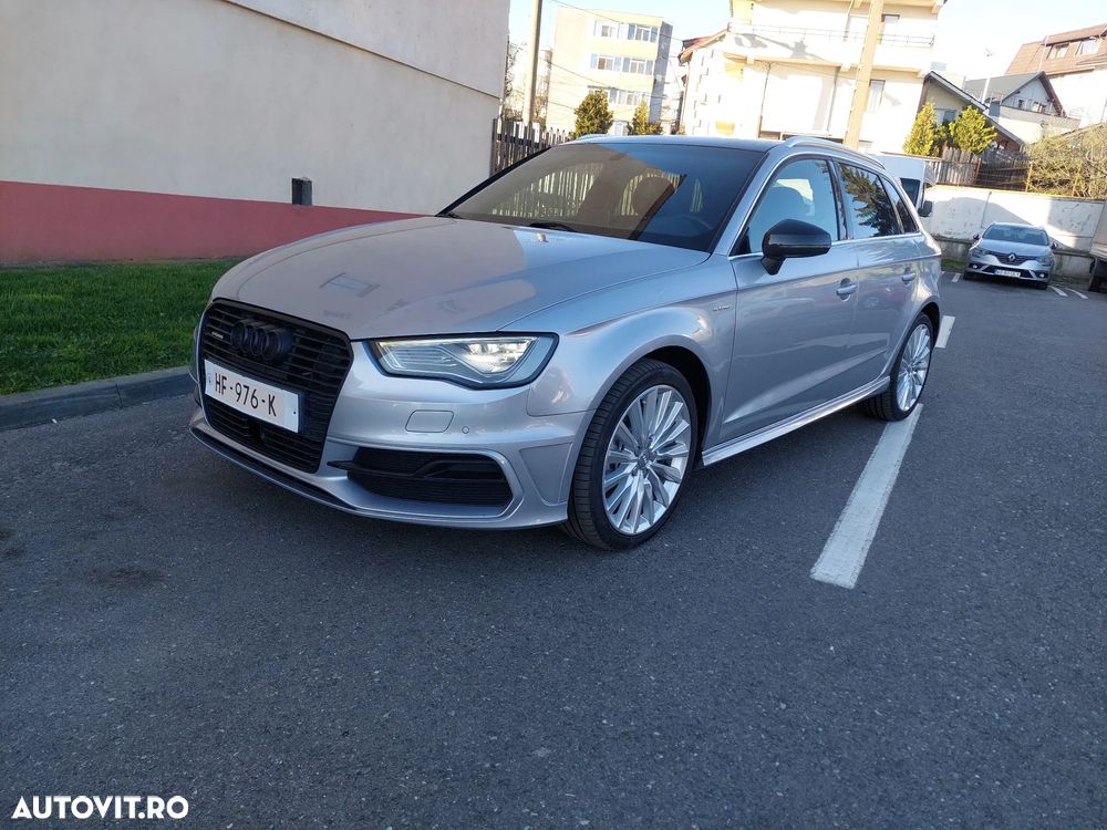 Audi A3 1.4 TFSI ack S line Sportpaket - 2