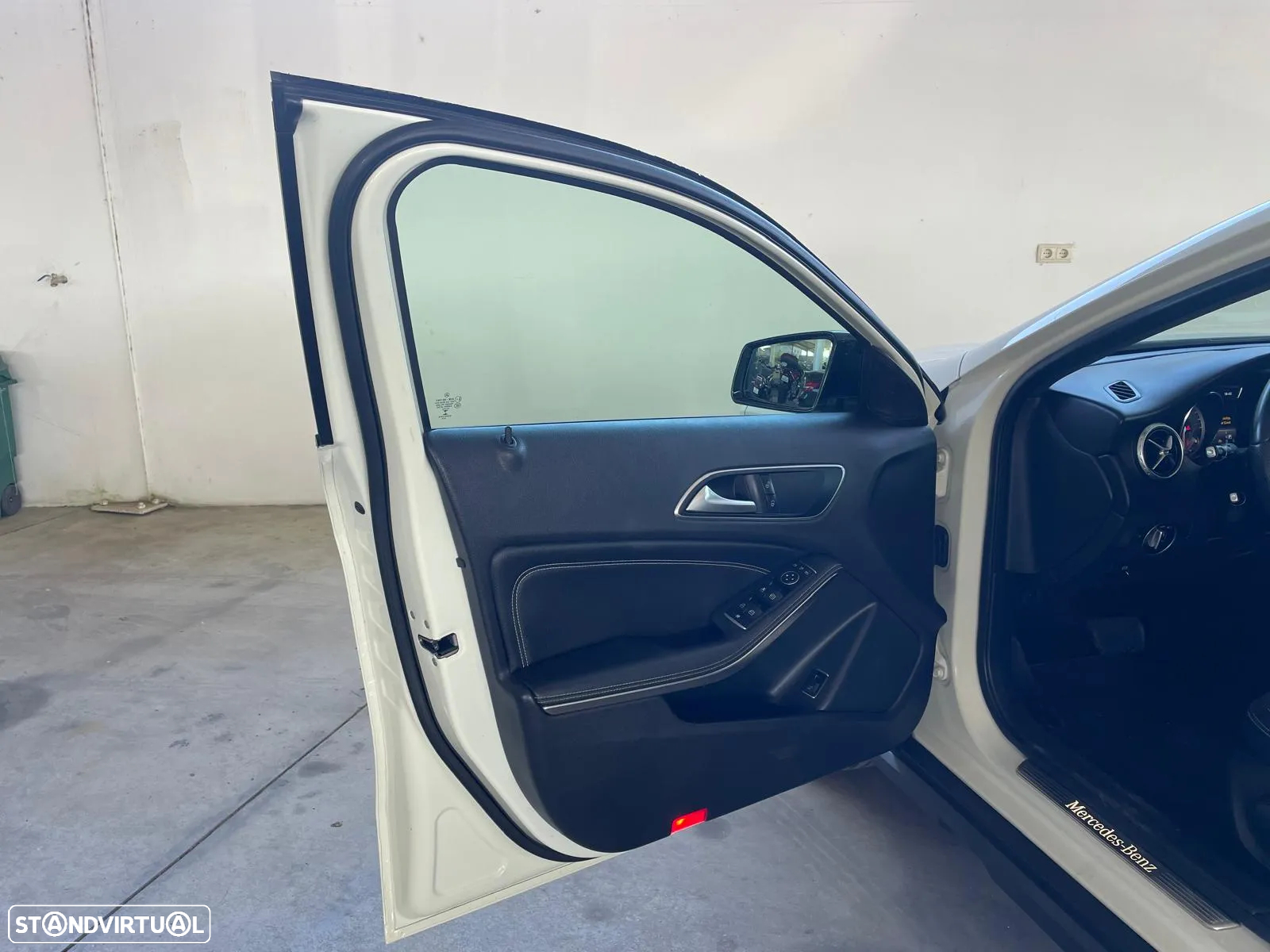 Mercedes-Benz GLA 200 CDI 4Matic 7G-DCT Edition 1 - 25