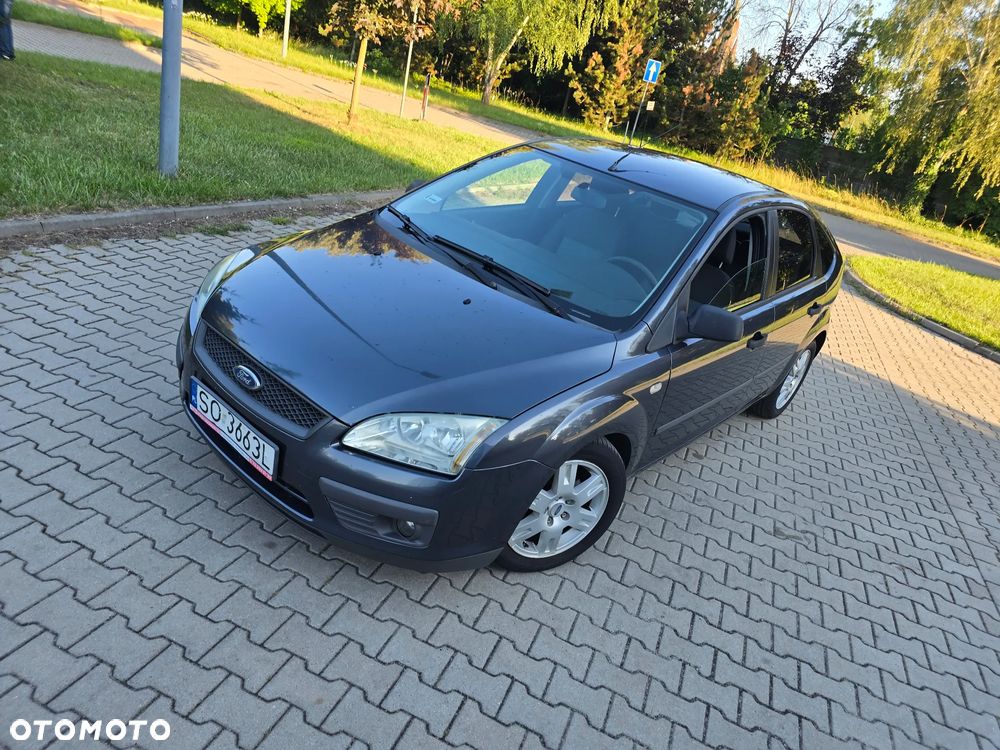 Ford Focus 1.6 Ambiente - 12