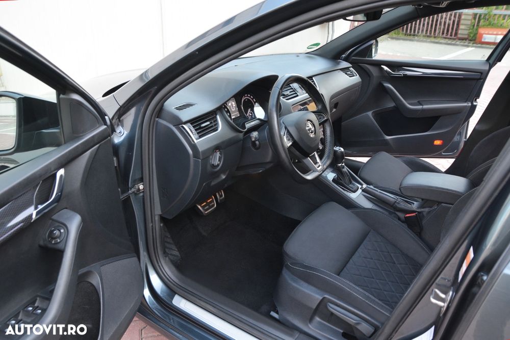 Skoda Octavia 2.0 TDI (Green tec) DSG RS - 11