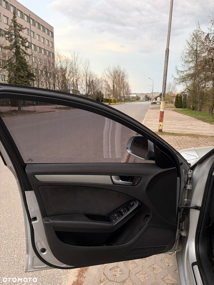 Audi A4 Limousine 2.0 TDI - 12