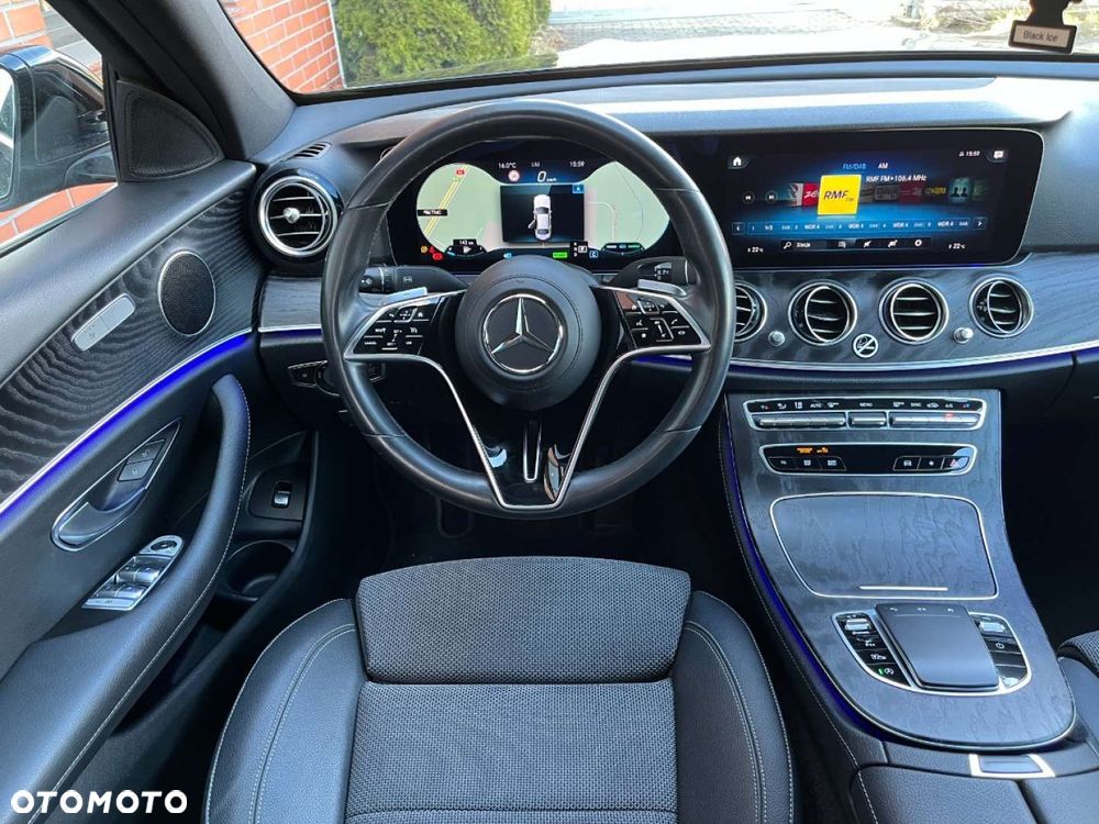 Mercedes-Benz Klasa E 200 9G-TRONIC Exclusive - 9