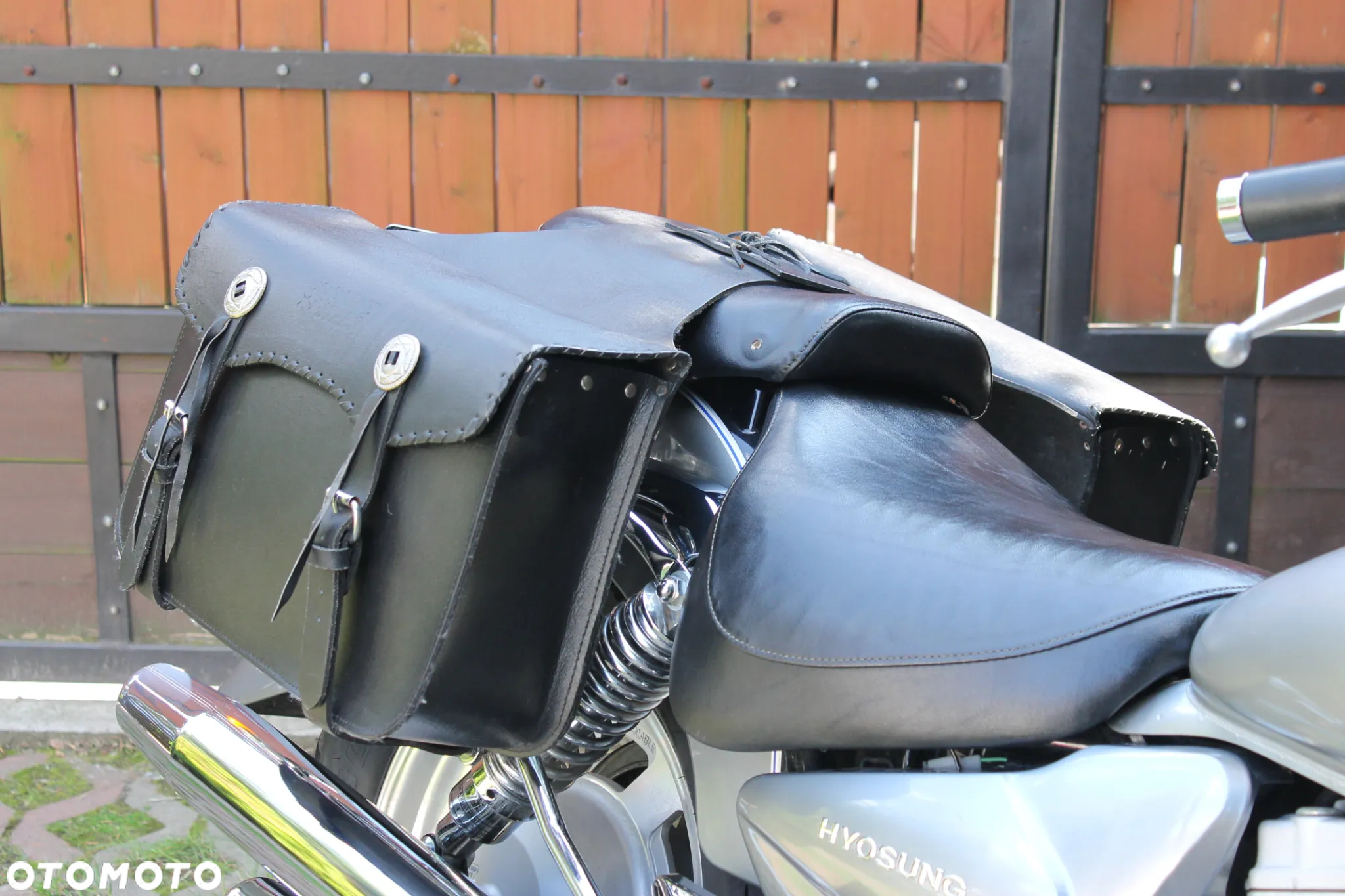 Hyosung GV - 15
