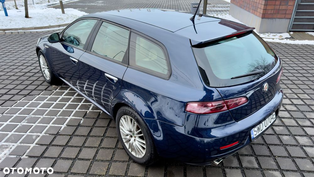 Alfa Romeo 159 2.4 JTDM 20V DPF Q-Tronic Turismo - 17