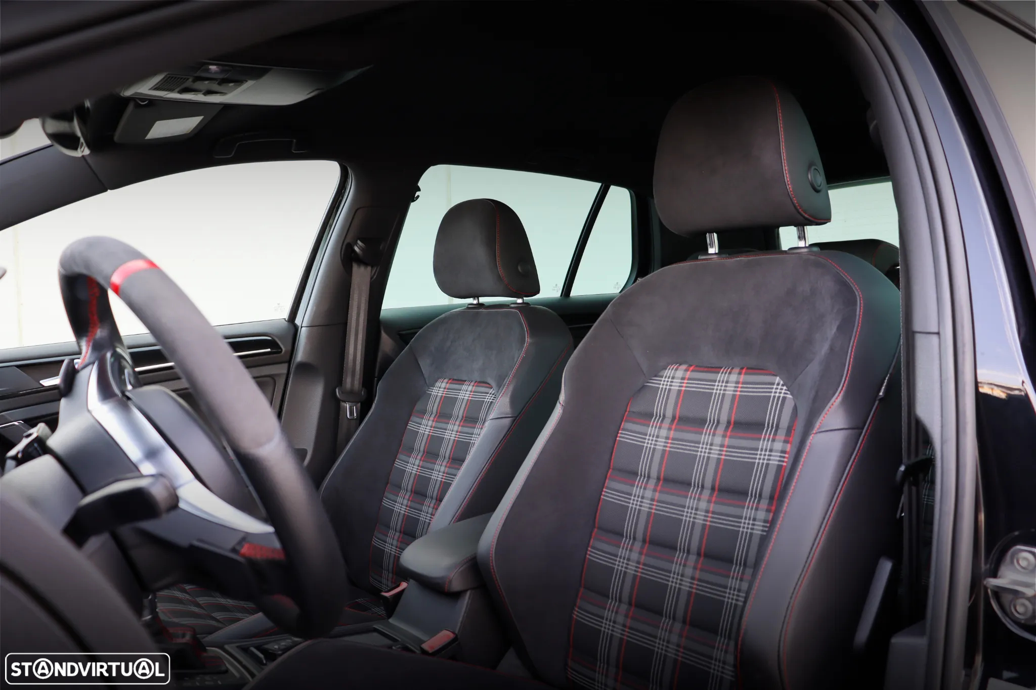 VW Golf 2.0 TSi GTi DSG - 16