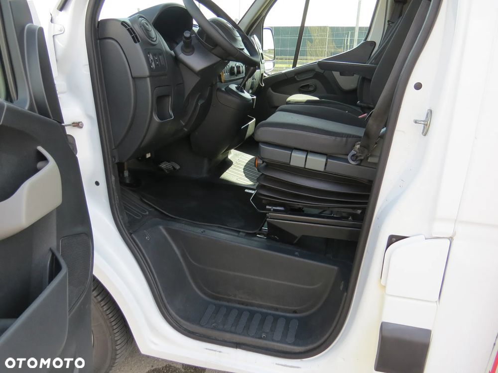 Renault master - 12