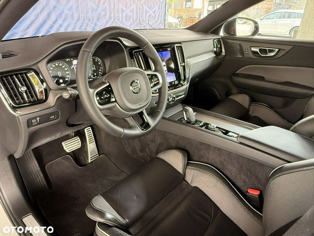 Volvo S60 B4 B R-Design - 18