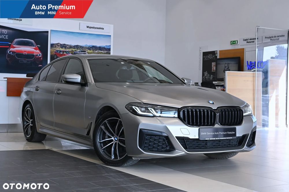 BMW Seria 5 520d xDrive - 2