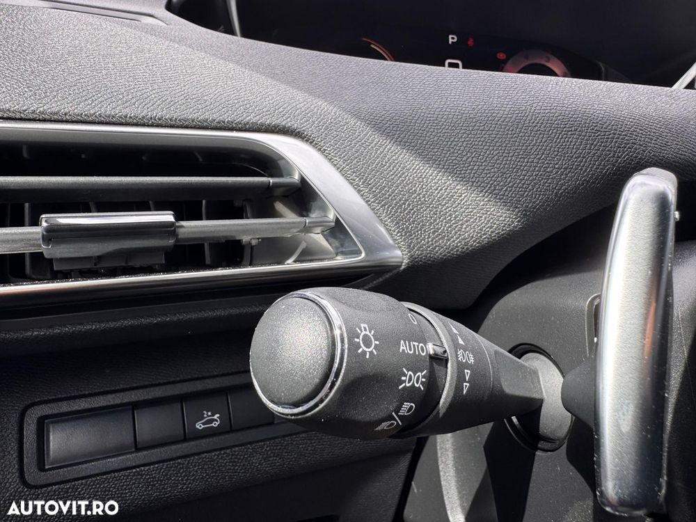 Peugeot 3008 BlueHDi 180 Stop & Start EAT8 GT - 26