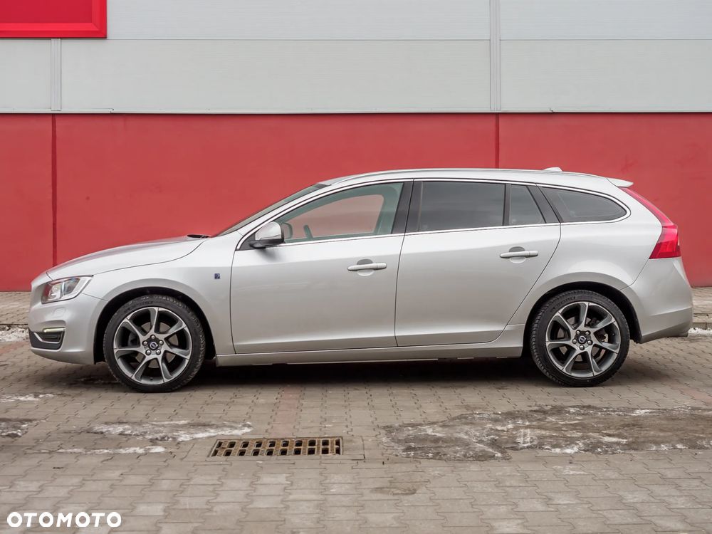 Volvo V60 D3 Drive-E Ocean Race - 11