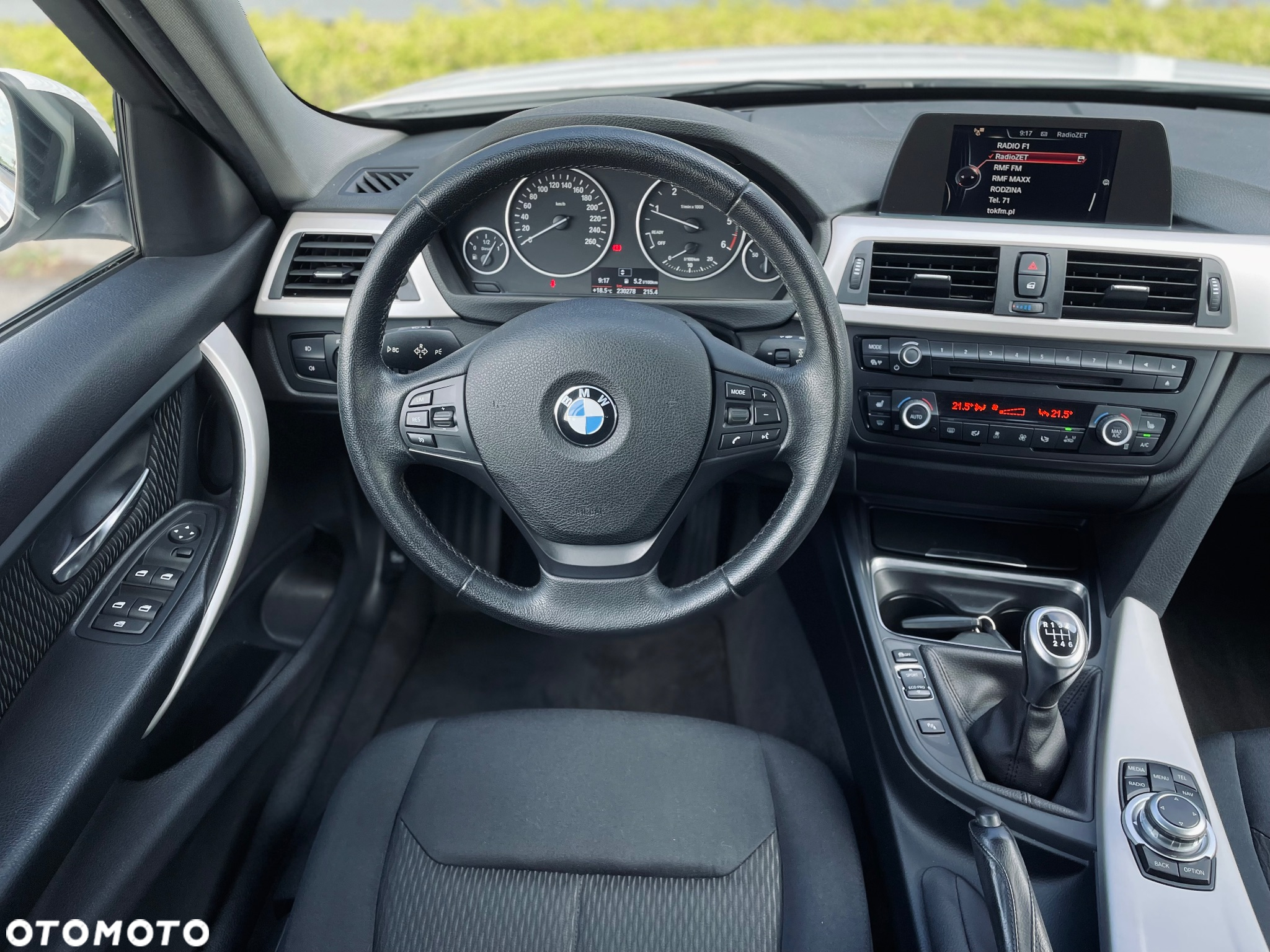 BMW Seria 3 320d Touring - 19