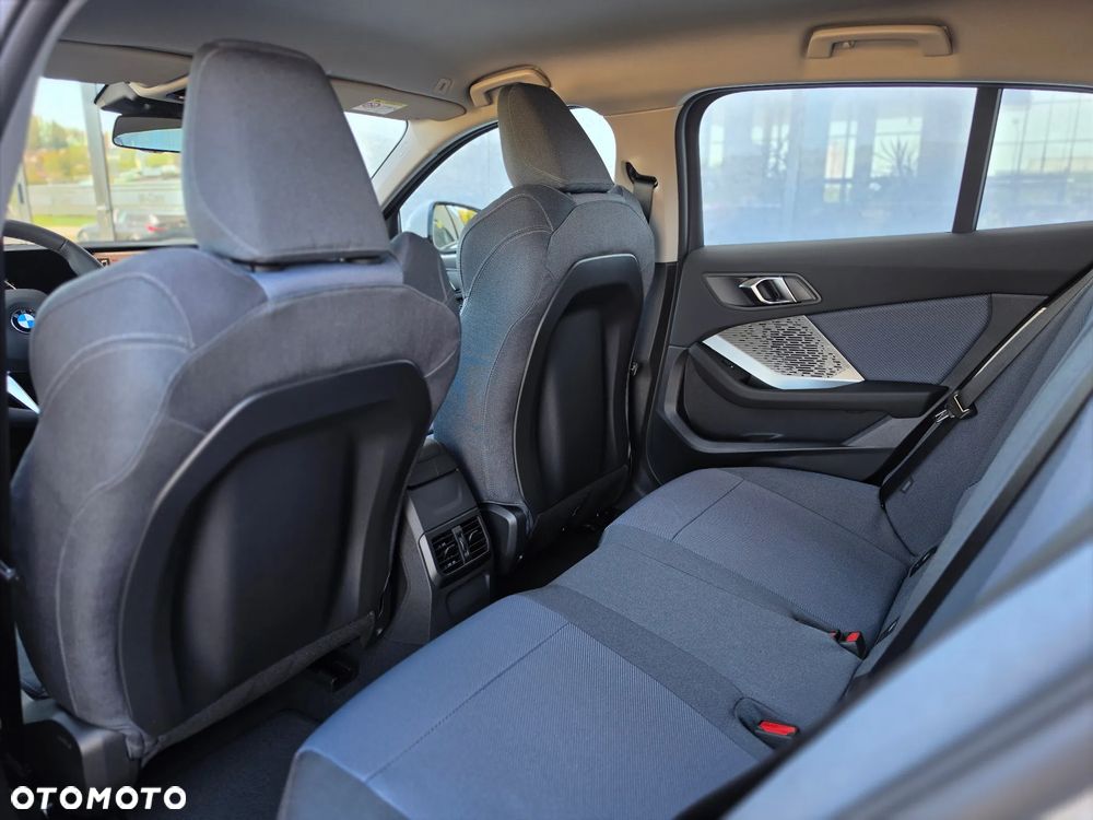 BMW Seria 1 - 28