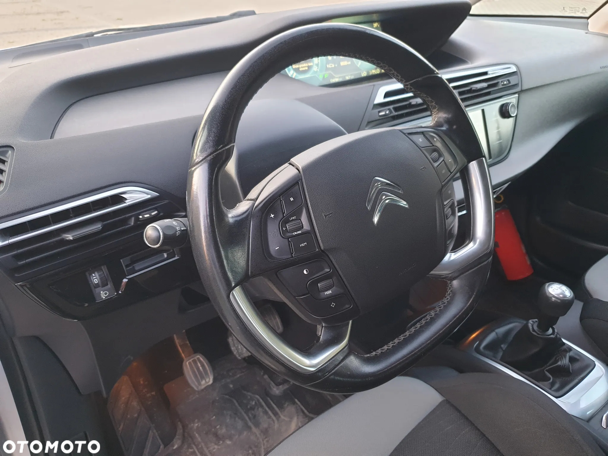 Citroën C4 Picasso PureTech 130 Stop&Start Attraction - 11