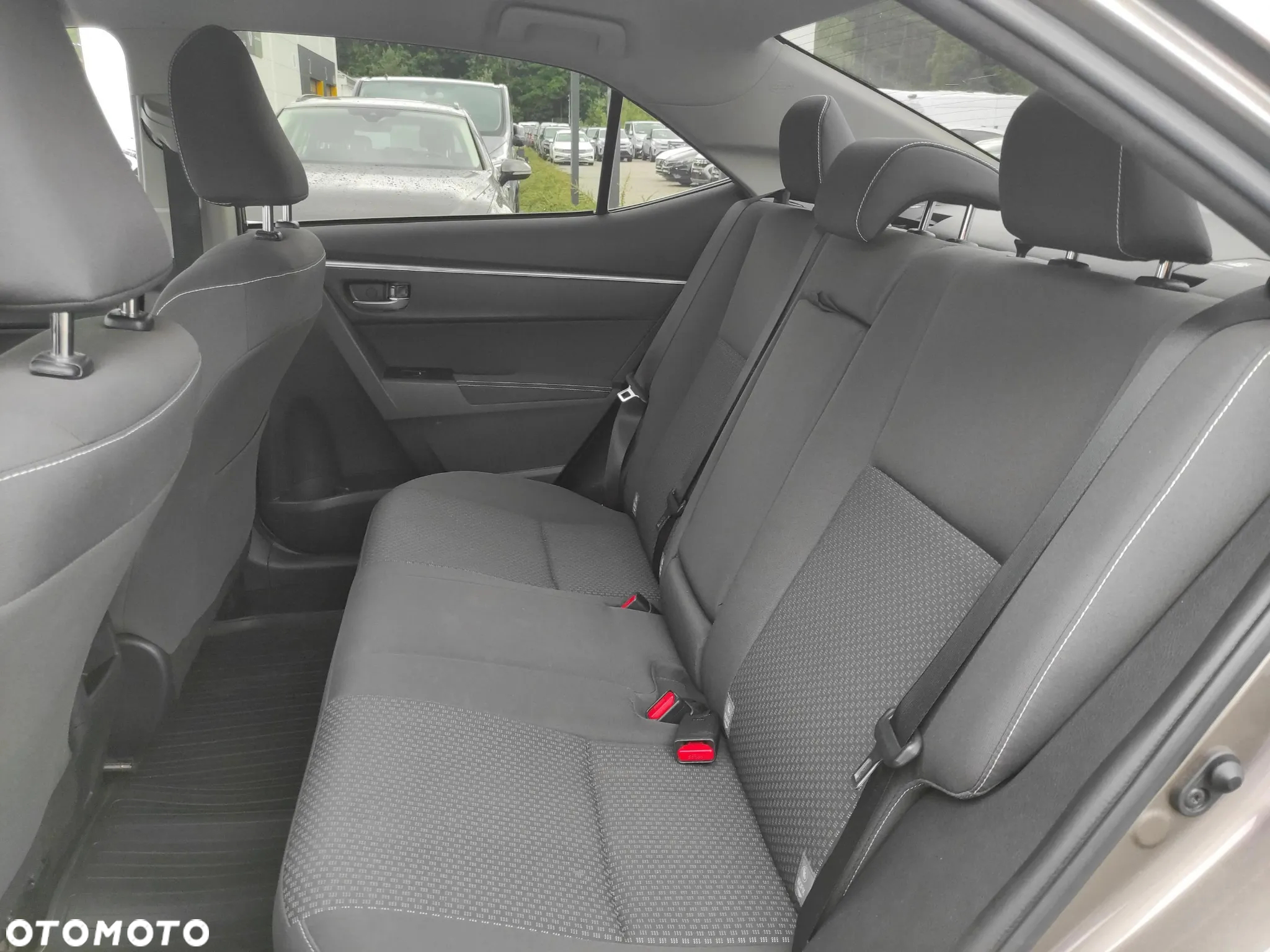 Toyota Corolla 1.6 Comfort - 15
