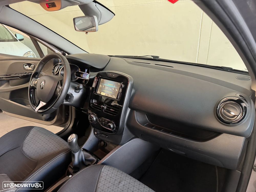 Renault Clio 1.5 dCi Luxe - 17