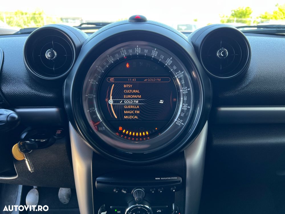 Mini Countryman - 11