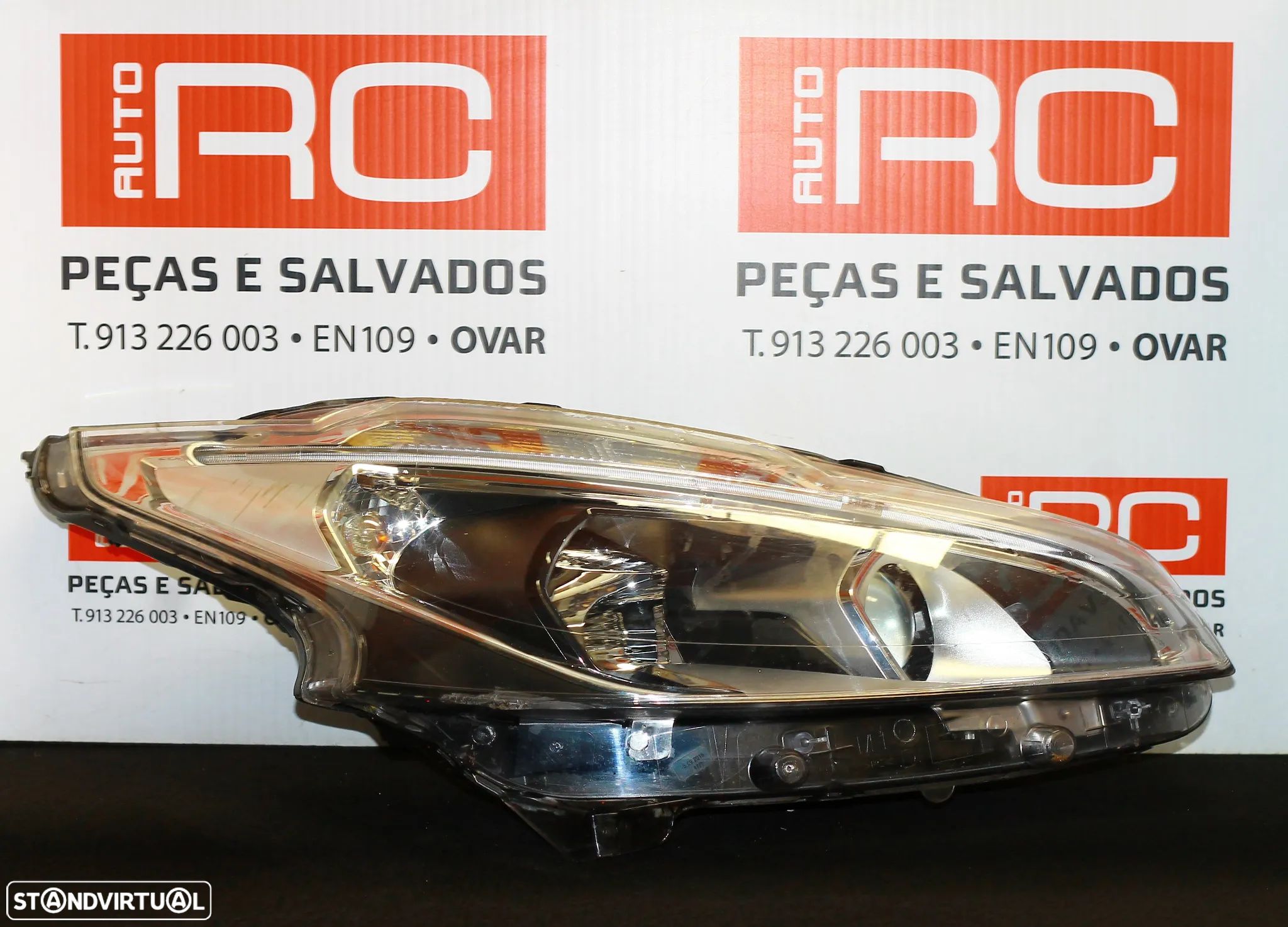 ÓPTICA DIREITA PEUGEOT 208 - 1