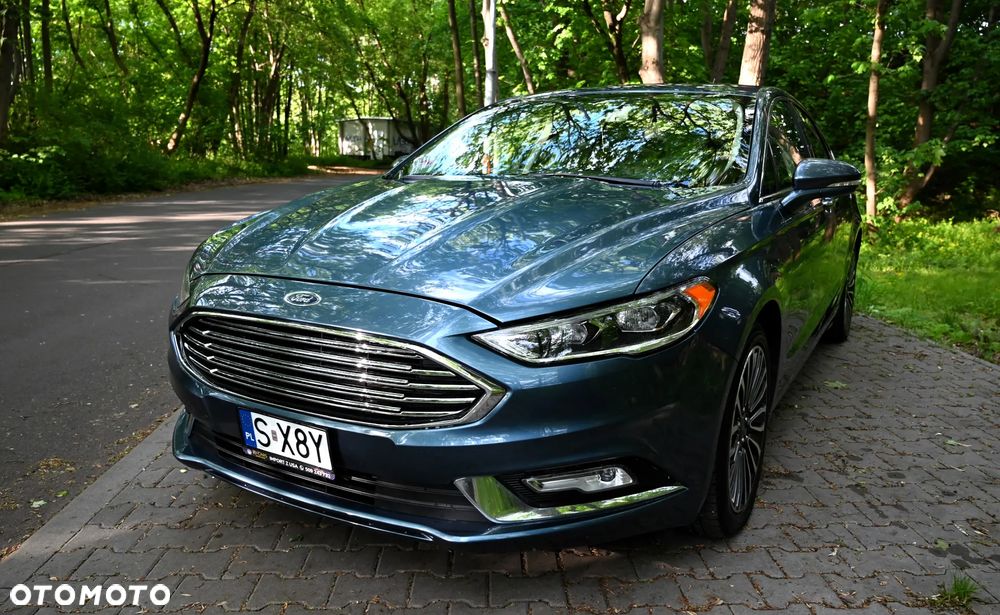 Ford Fusion 2.0 EcoBoost Titanium - 11