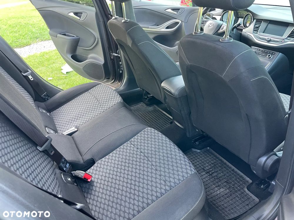 Opel Astra 1.4 T Enjoy - 15
