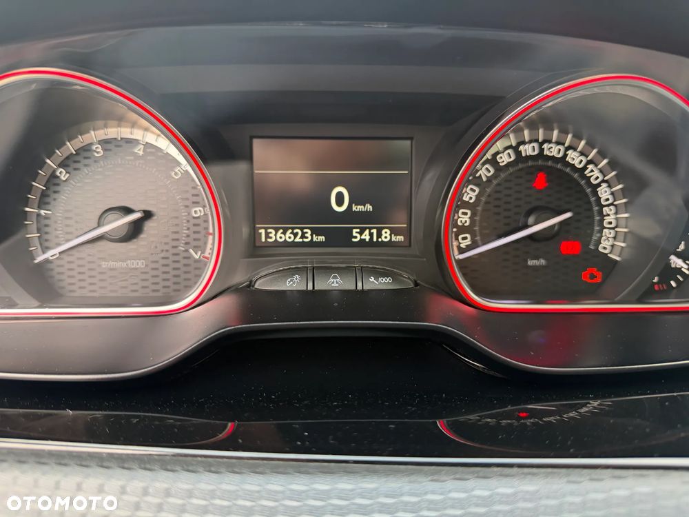 Peugeot 2008 PureTech 110 Stop&Start GT-Line Edition - 18