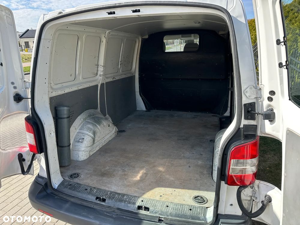 Volkswagen Transporter T5 - 15