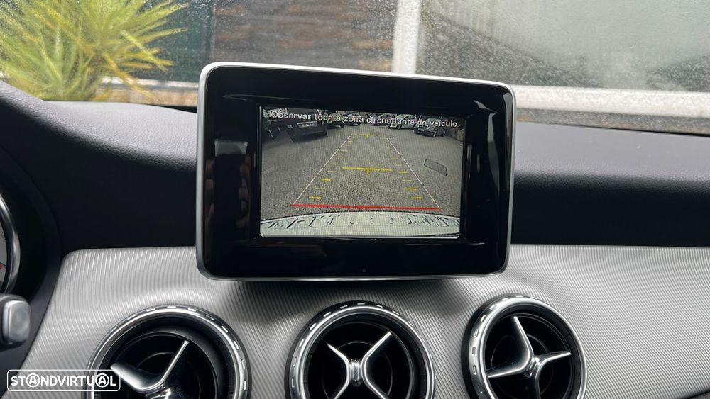 Mercedes-Benz GLA 180 CDI Aut. - 11