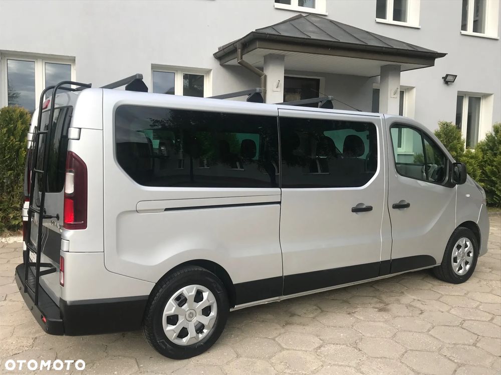 Renault Trafic Grand 1.6 dCi - 11