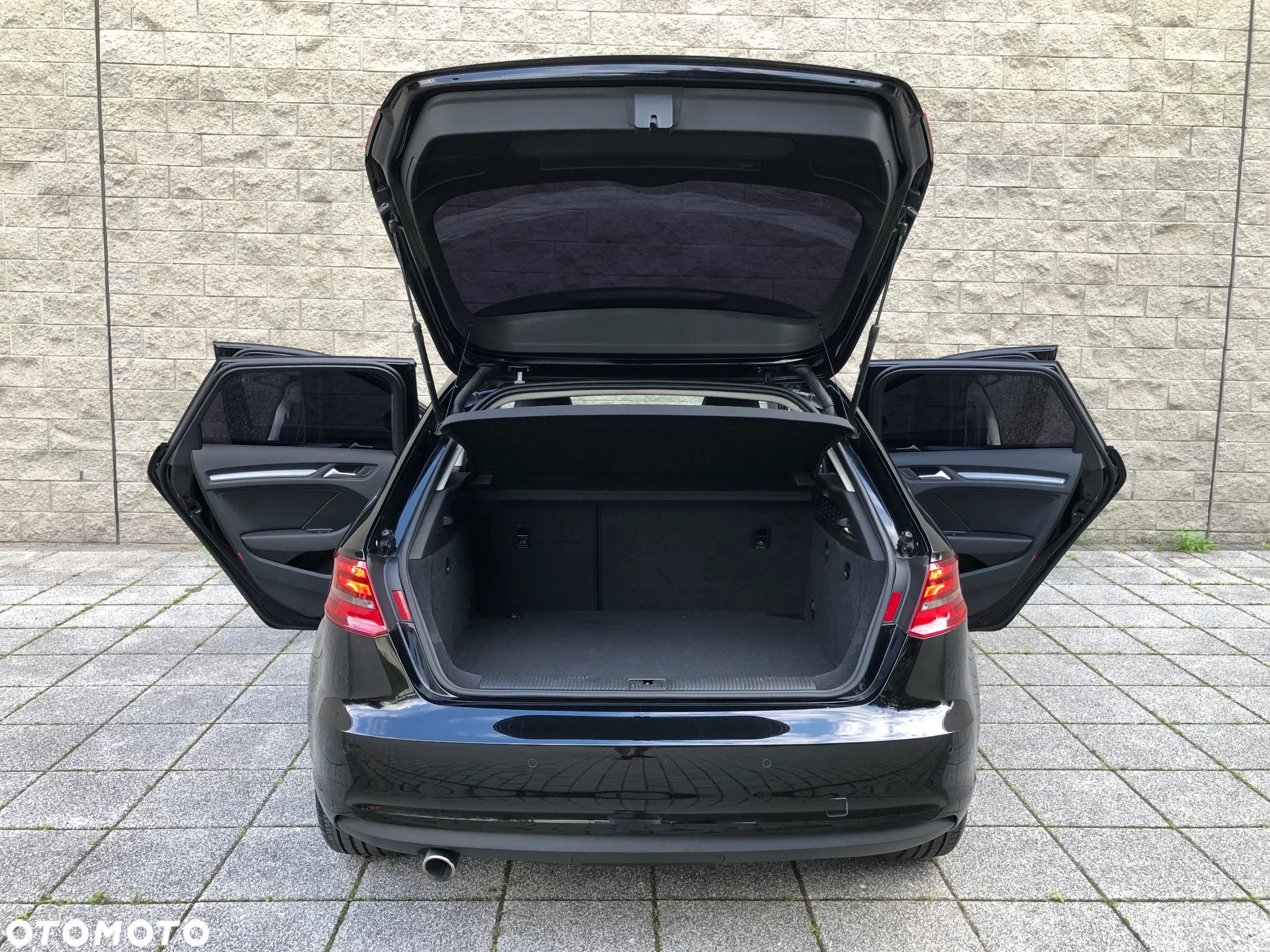 Audi A3 1.6 TDI Ambiente - 9