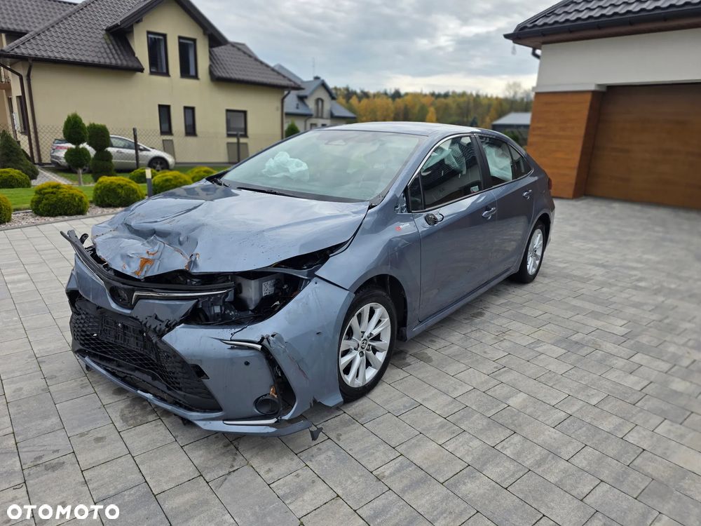 Toyota Corolla - 3