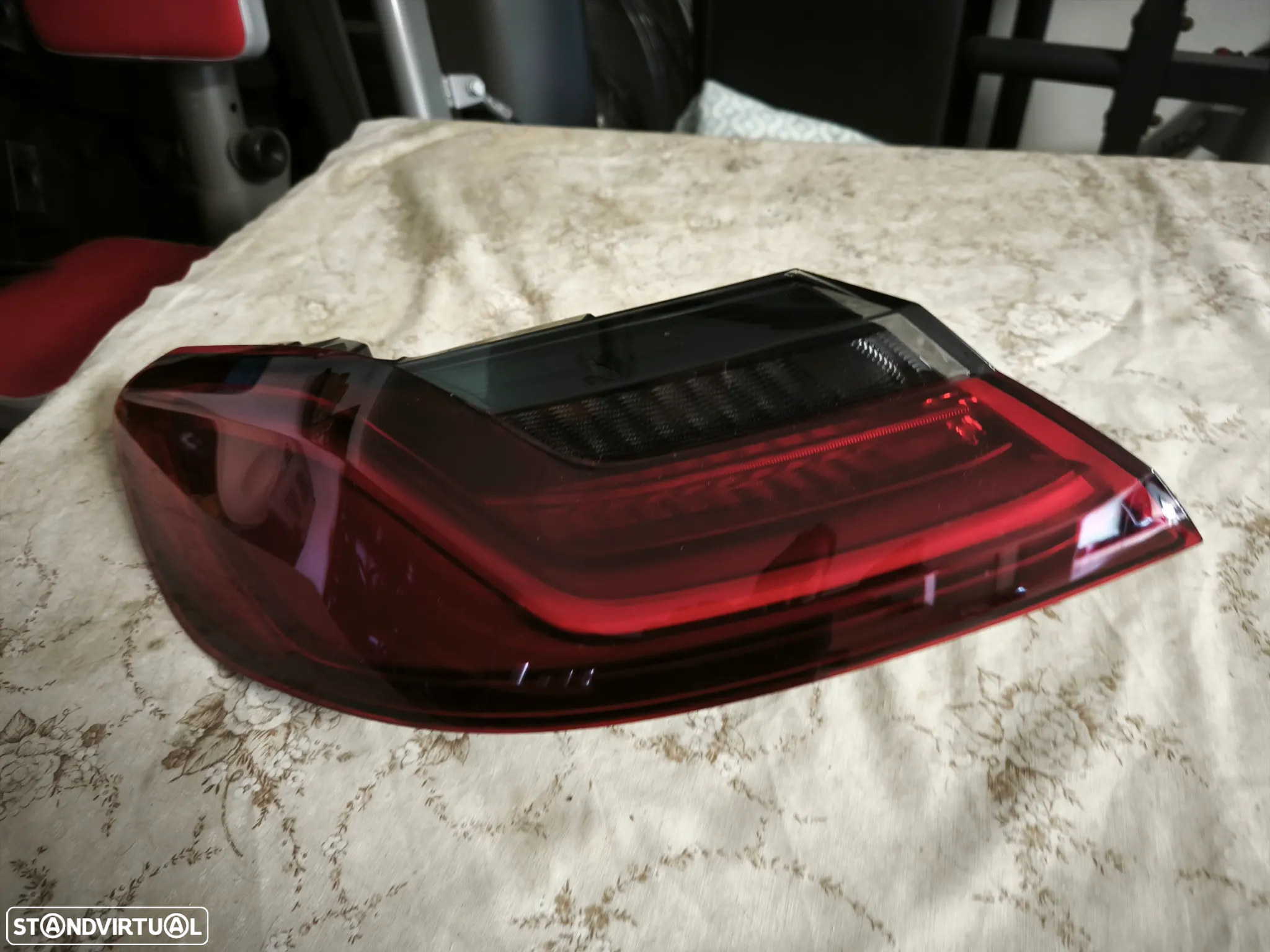Farol esquerdo Led BMW série 8 G14 - 3