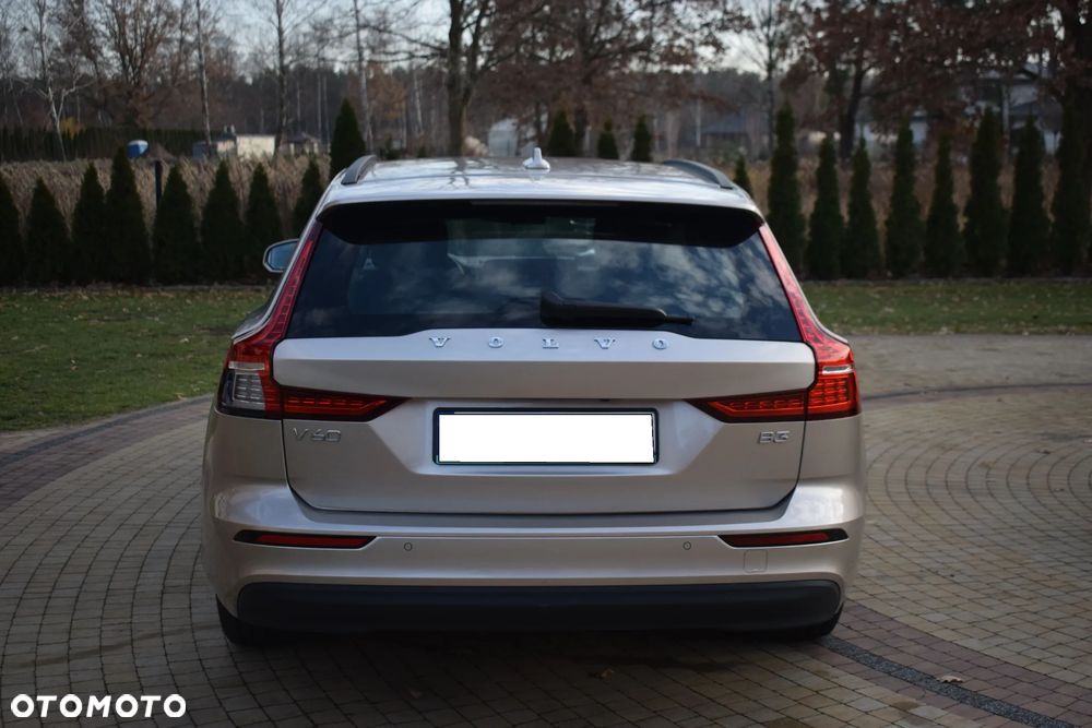 Volvo V60 B3 B Essential - 6