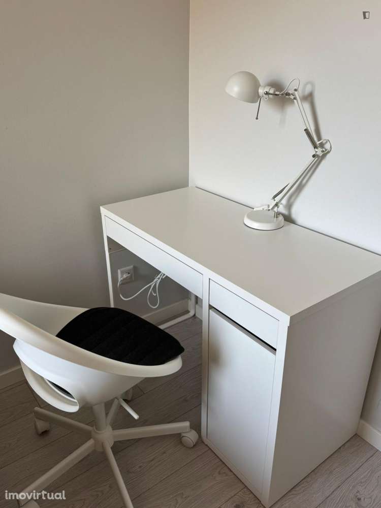 Quarto - localizado em Olivais Lisbon - Grande imagem: 5/17