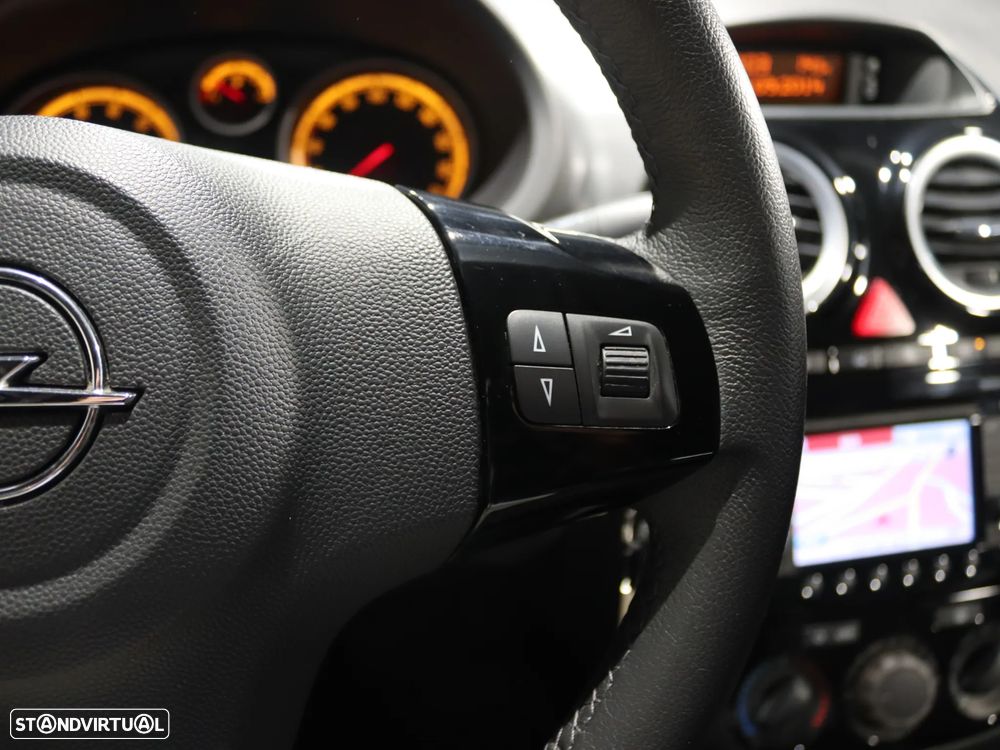 Opel Corsa 1.2 Cosmo - 19