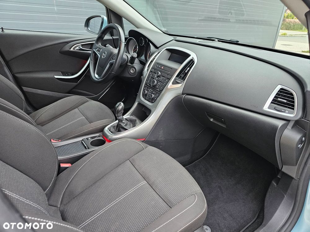 Opel Astra 1.4 ecoFLEX Cosmo - 18